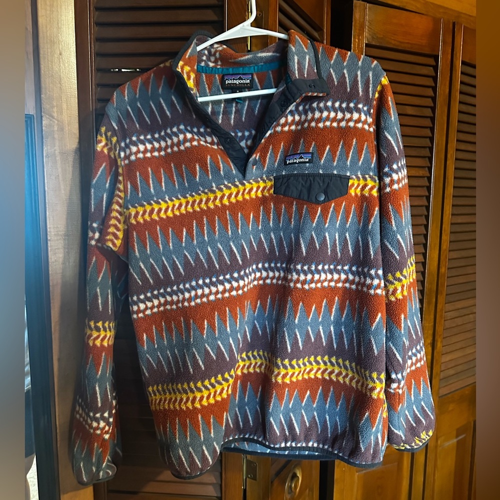 Patagonia collared sweatshirt
